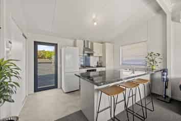 1/510 Burnett Street, Mahora