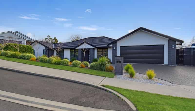 6 Penny Lane, Richmond
