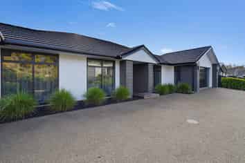 6 Penny Lane, Richmond