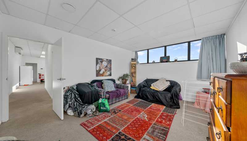 5/7-11 Queen Street, Upper Hutt