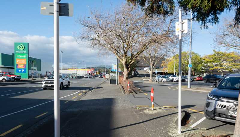 5/7-11 Queen Street, Upper Hutt