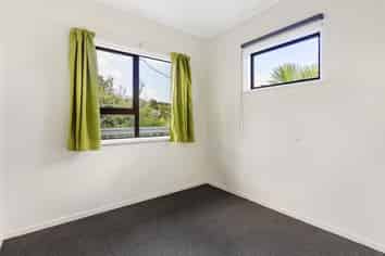 2/42 Kempthorne Crescent, Mission Bay
