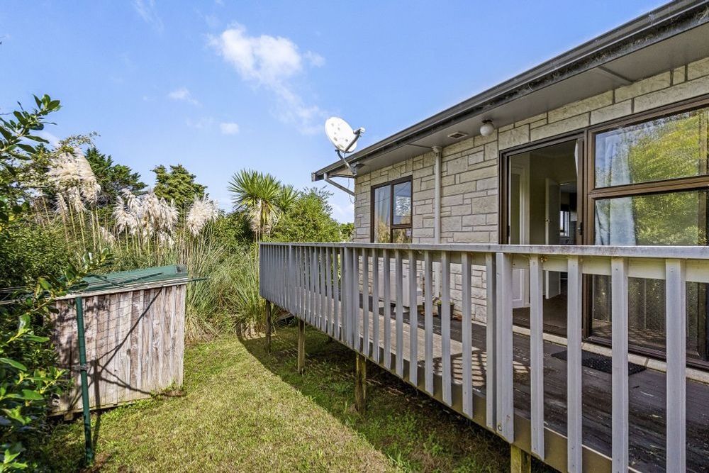 Two bedrooms, Mission Bay - Meer