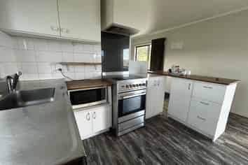 208 King Road (Cabin), Mangawhai