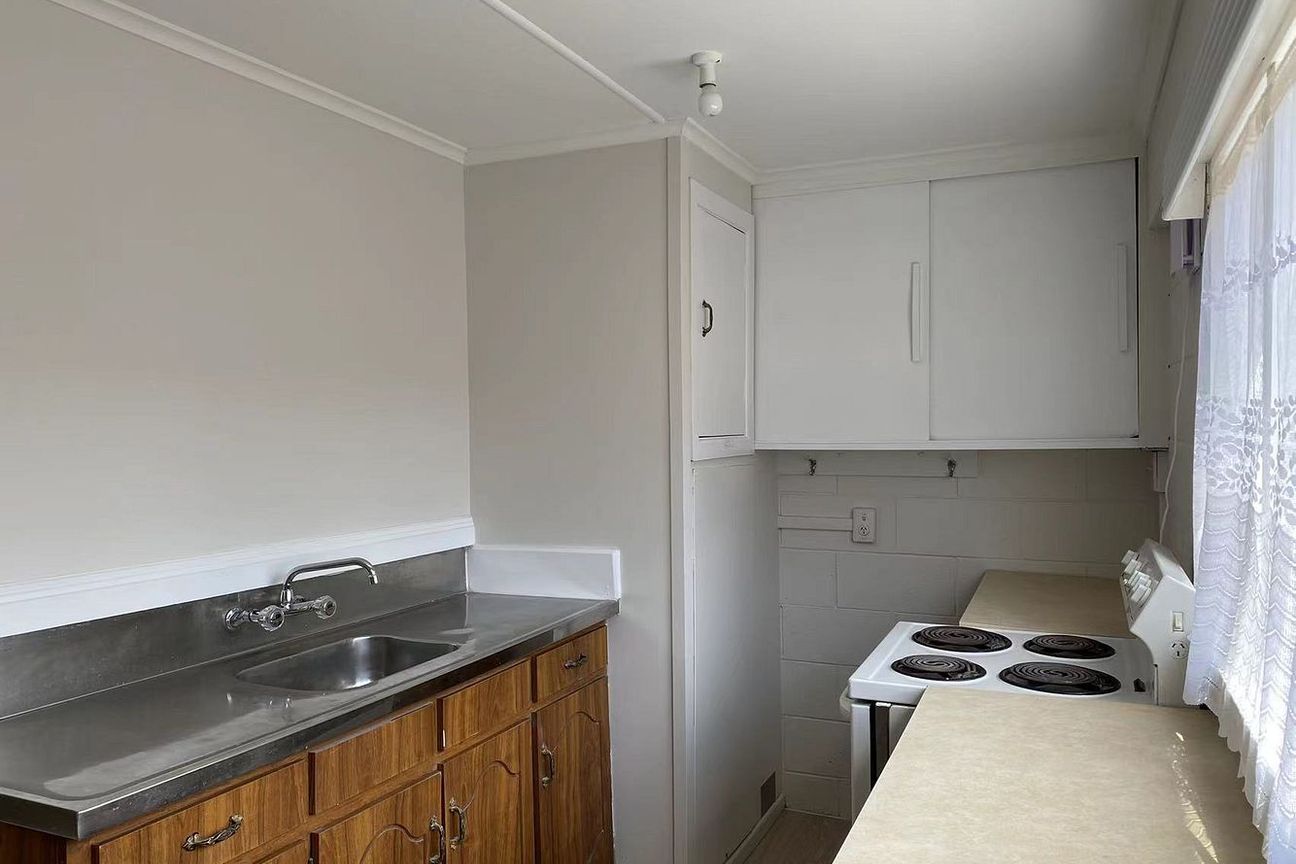 Super sunny, space & neat 2-Bedroom Unit - Vista 4