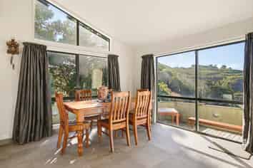 10 Ashfield Grove, Churton Park