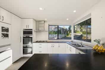 10 Ashfield Grove, Churton Park
