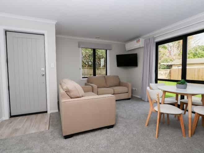 2/71 Normandy Avenue, Melville