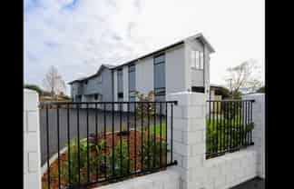 2/71 Normandy Avenue, Melville