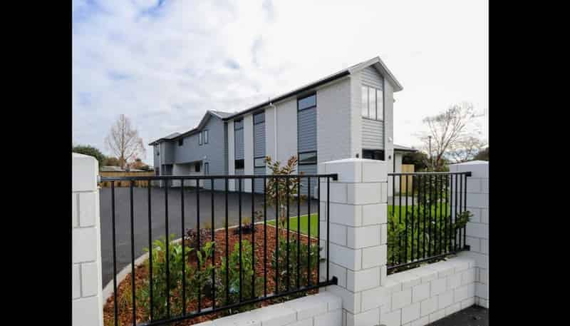 2/71 Normandy Avenue, Melville