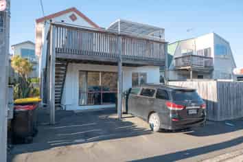9 Ethel McMillan Place, North Dunedin