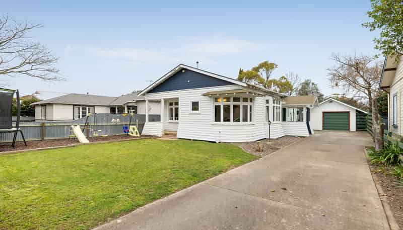 28 Lyndhurst Street, TAKARO