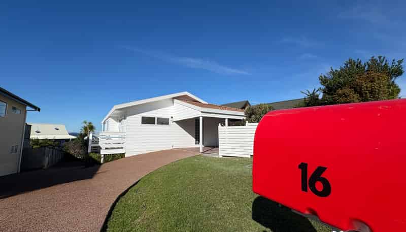 16 Arohia Place, Snells Beach