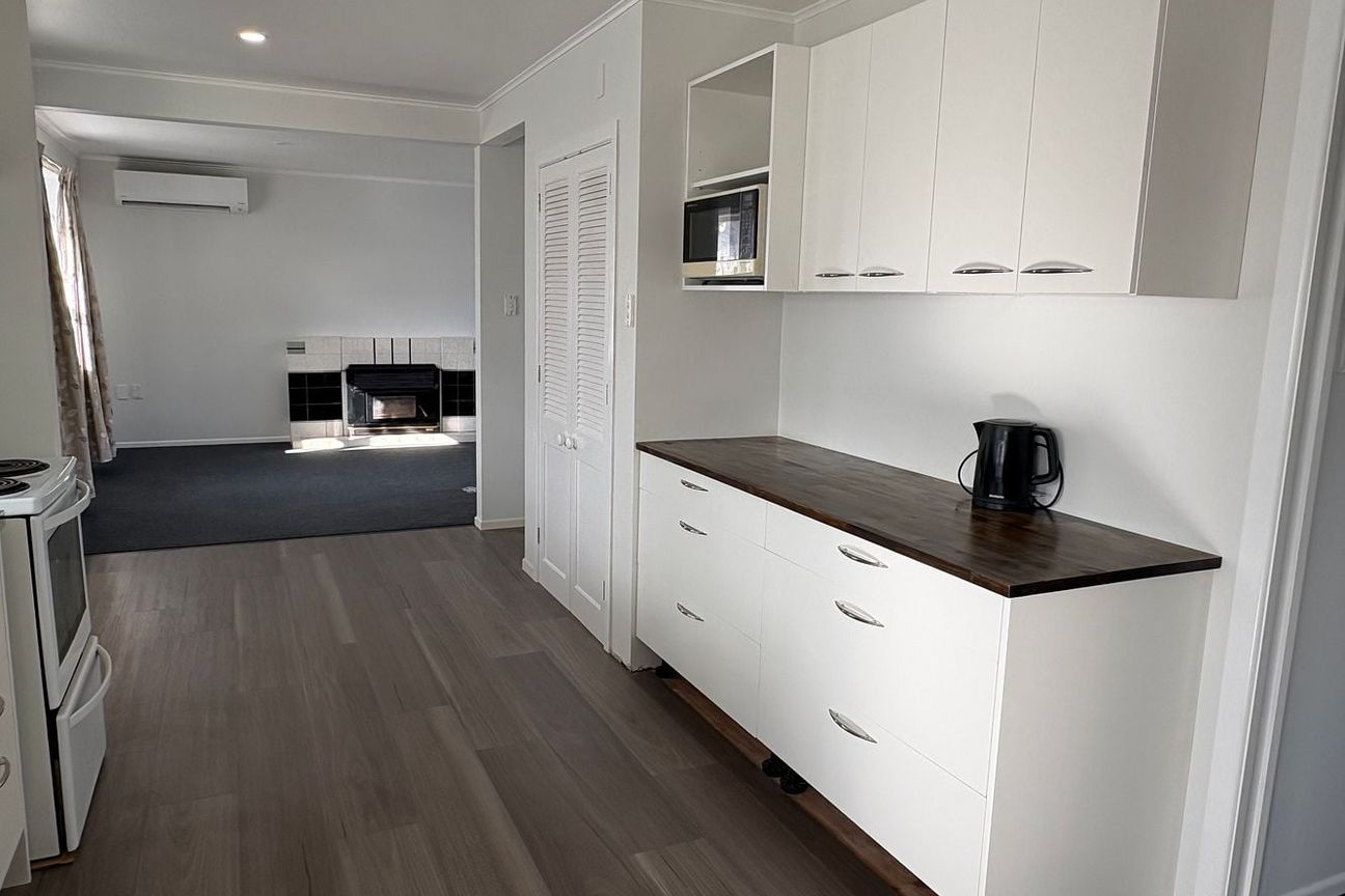 Newly Renovated 4 Bed Home in Te Kamo Central – další