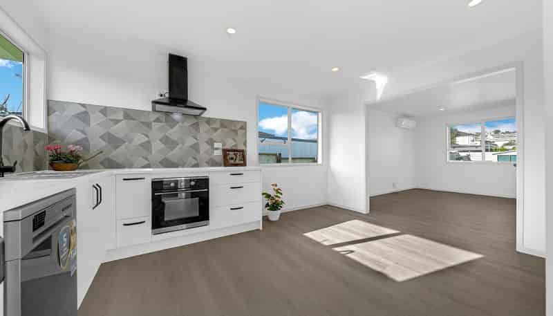 3 Sidey Avenue, Clover Park