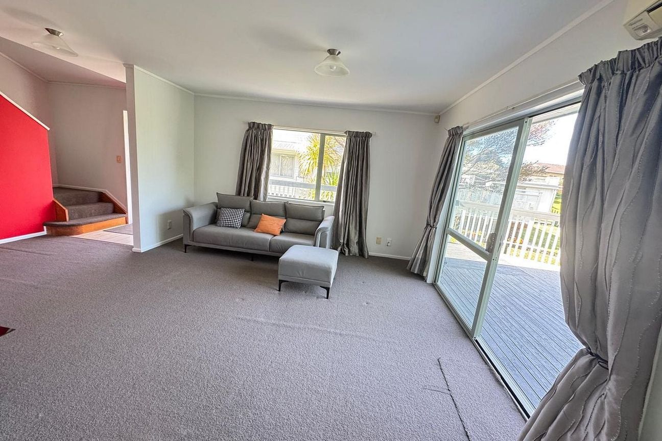 Large Family Home with luxury Living - Vista 6