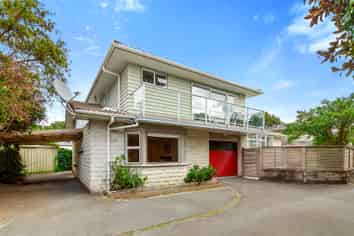 14A Bloomfield Terrace, Hutt Central
