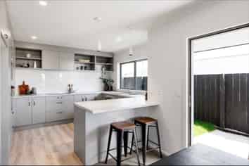 9 Lucina Rise, Peacocke