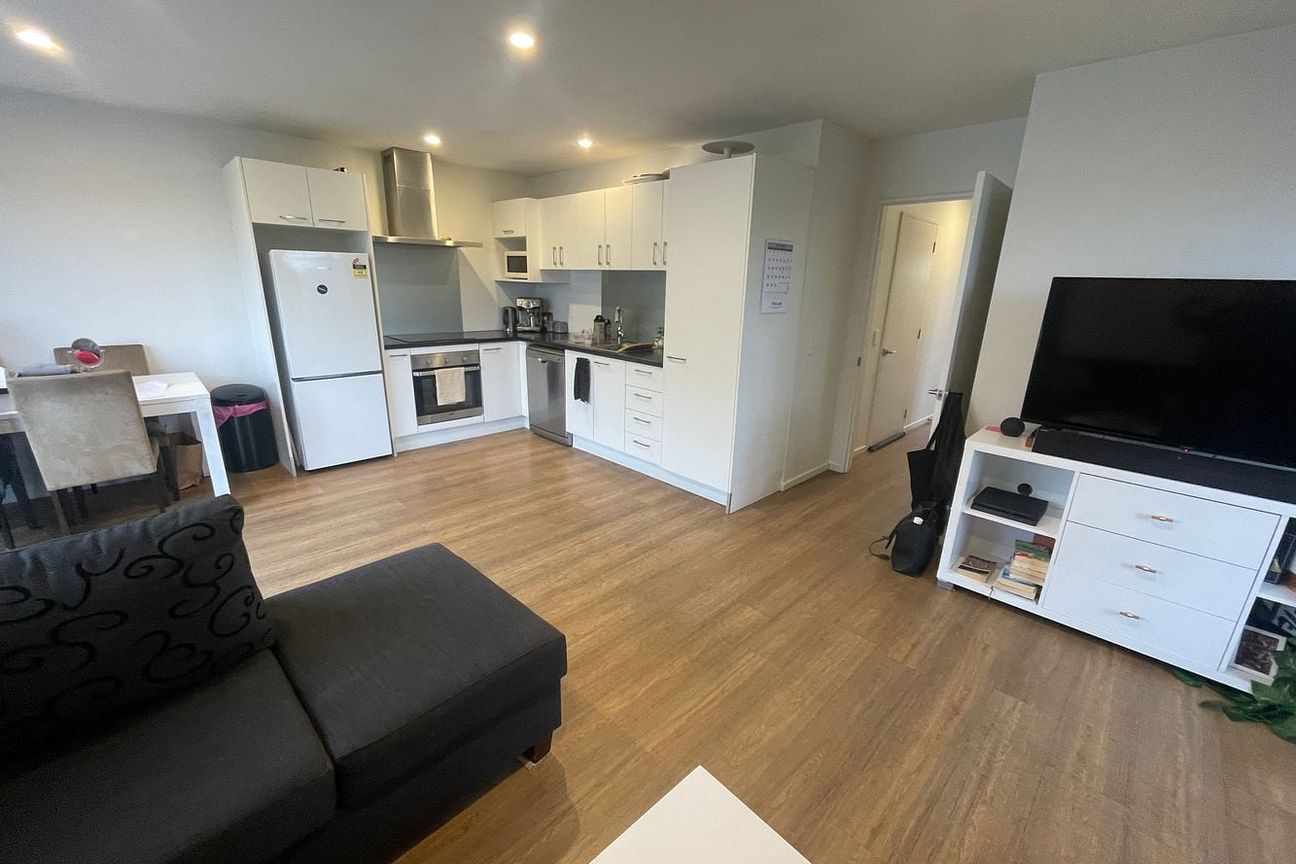 Warm, clean, spacious - this is your location. - Widok 5