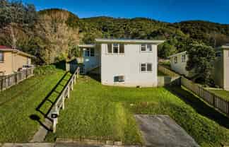13 Willcox Grove, Naenae
