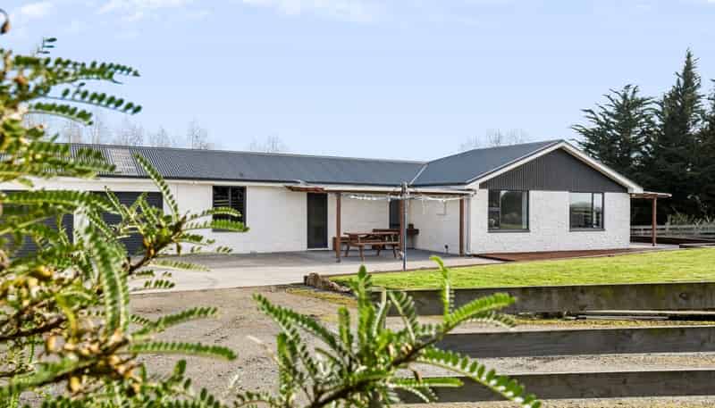 1782 Hillfoot Road, Balclutha