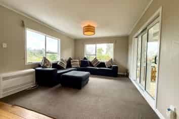 67 Lorenzen Bay Road, Raglan
