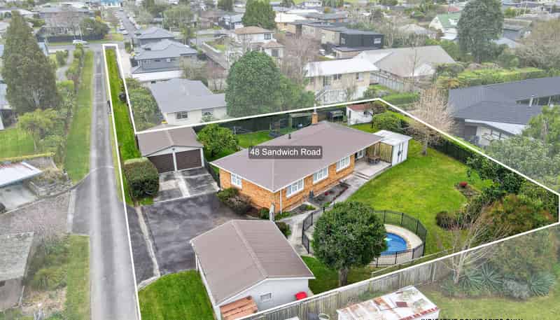 48 Sandwich Road, Saint Andrews