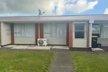 13 Carthew Street, Roslyn
