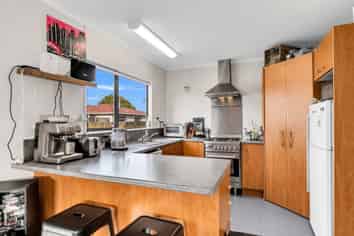 32 Dahlstrom Grove, Kelvin Grove
