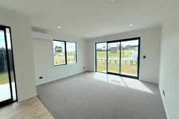 1 Arohanui Rd , Karaka