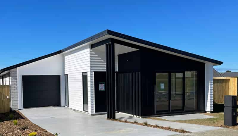 1 Arohanui Rd , Paerata