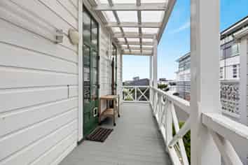 4/12 Murphy Street, Thorndon