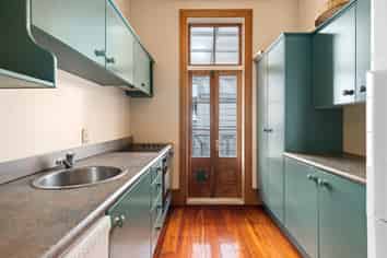 4/12 Murphy Street, Thorndon