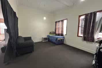 8 Pirie Street, Palmerston North Central