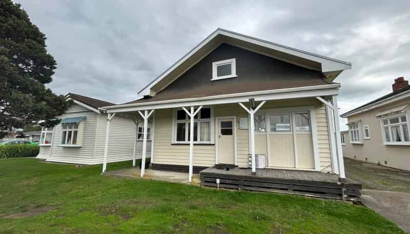 8 Pirie Street, Palmerston North Central