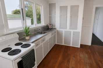 2452B South Road, Okato
