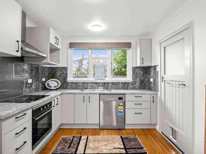 205 Omata Road, Spotswood