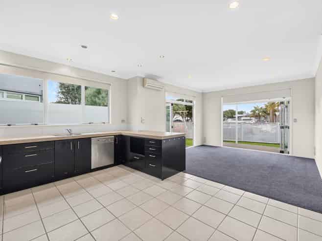 11L Clearwater Cove, West Harbour