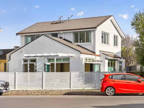 11L Clearwater Cove, West Harbour