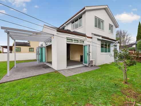 11L Clearwater Cove, West Harbour