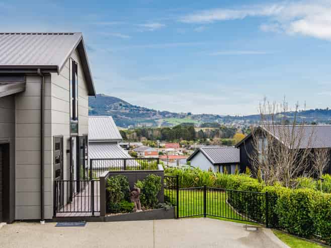 14 Trudi Place, Green Island