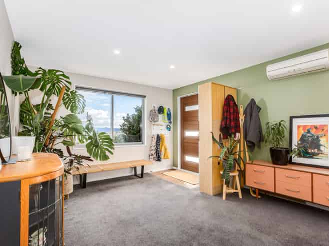 16 Staysail Place, Whitby