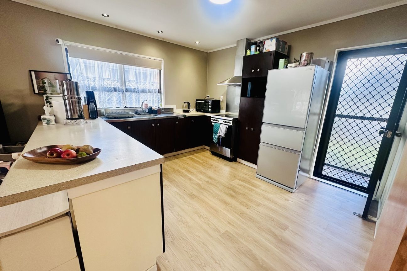 Charming 2-Bedroom Home in Prime Location - Vista 4