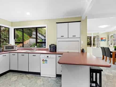 11 Poto Road, Normandale