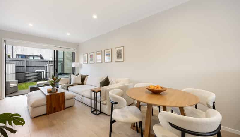 15 Oyster Drive, Whenuapai