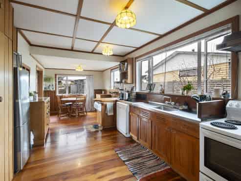 31 Hedges Street, Sanson