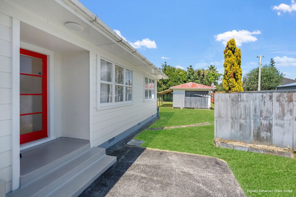 Everyday Comfort Meets Backyard Potential 3