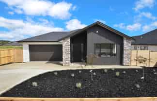 12 Gilbransen Road, Huapai