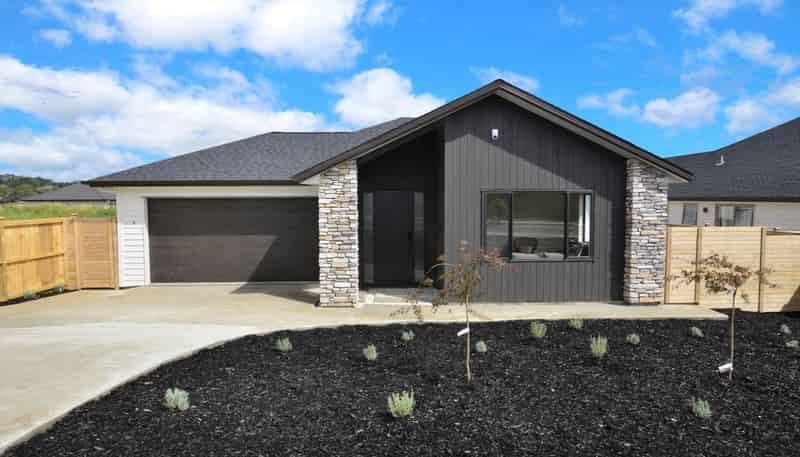 12 Gilbransen Road, Huapai