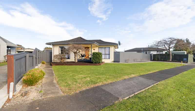 7 Cedar Grove, Highbury